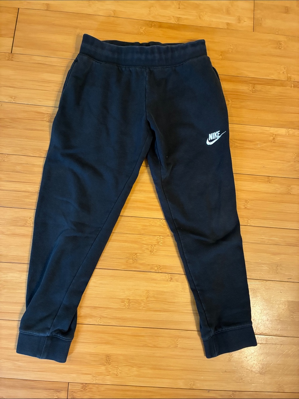 Nike Black Kids Fleece Joggers with White Swoosh - Picture 1 of 3